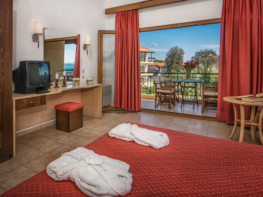 Aristoteles Holiday Resort & SPA-10